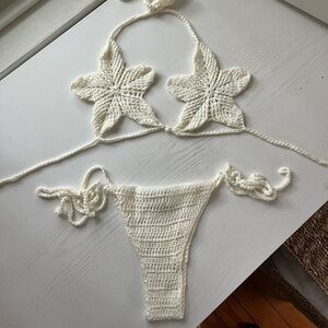 Boutique Crochet Bikini Set – White Starfish Top & Tie Bottoms, Size Small